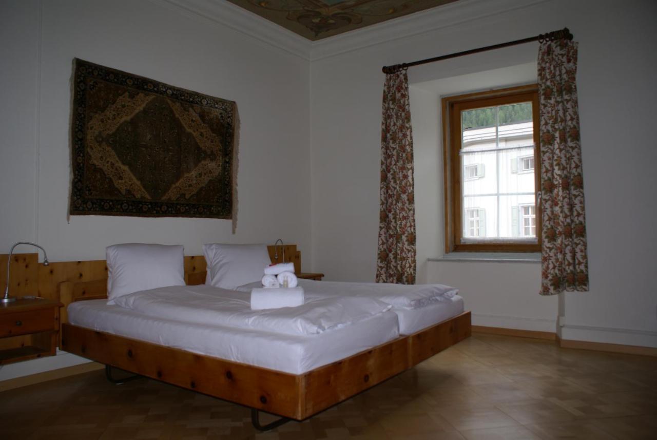 Historisches Hotel Piz Ela ベルギュン エクステリア 写真