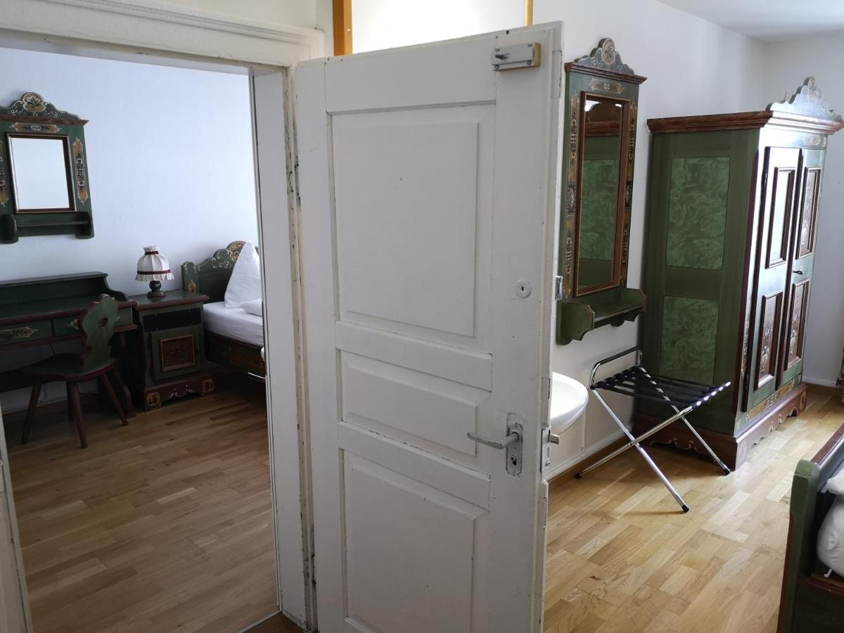 Historisches Hotel Piz Ela ベルギュン エクステリア 写真