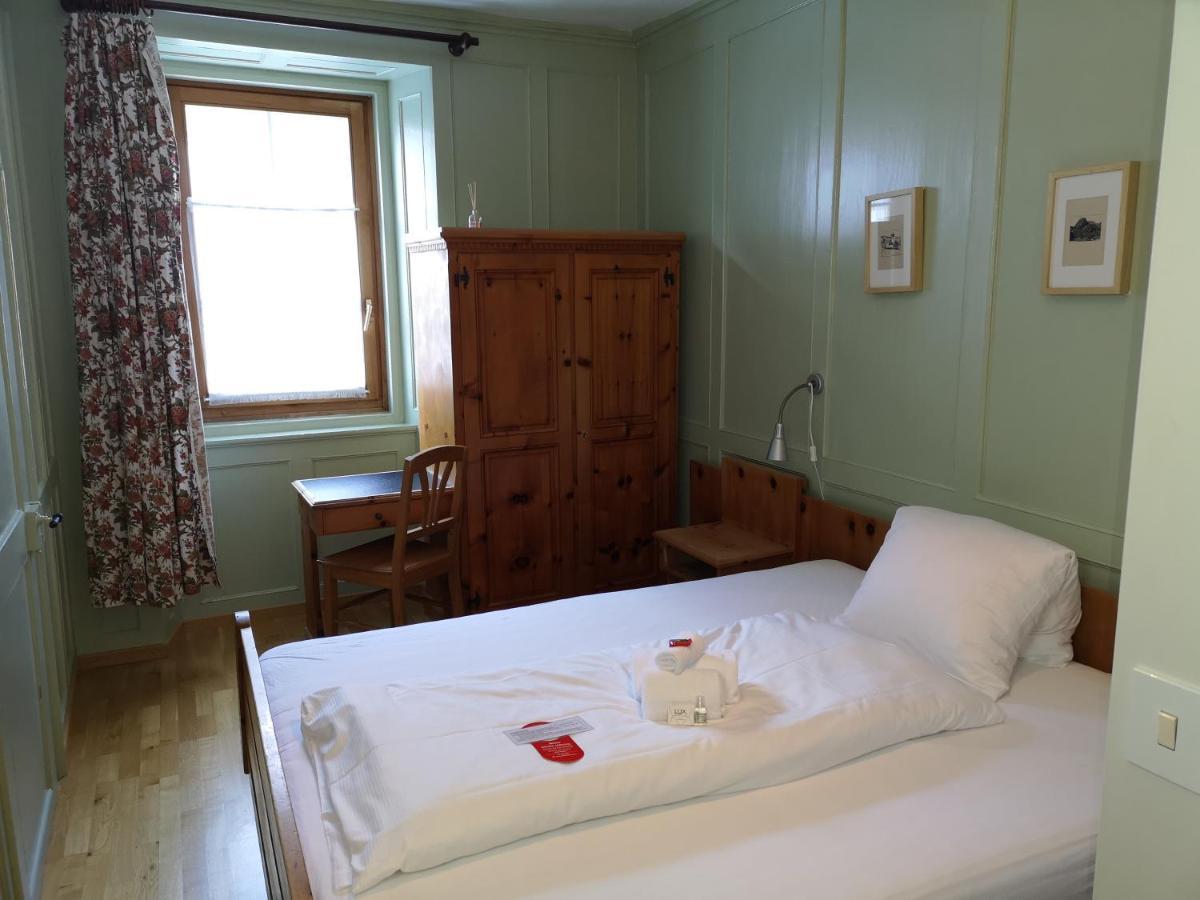 Historisches Hotel Piz Ela ベルギュン エクステリア 写真