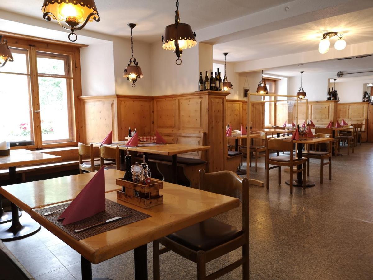Historisches Hotel Piz Ela ベルギュン エクステリア 写真