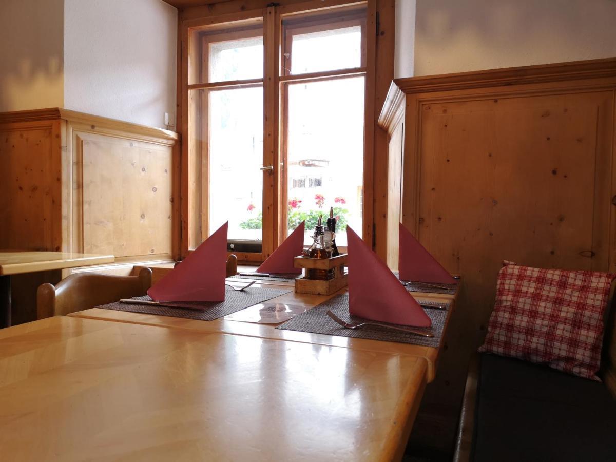 Historisches Hotel Piz Ela ベルギュン エクステリア 写真